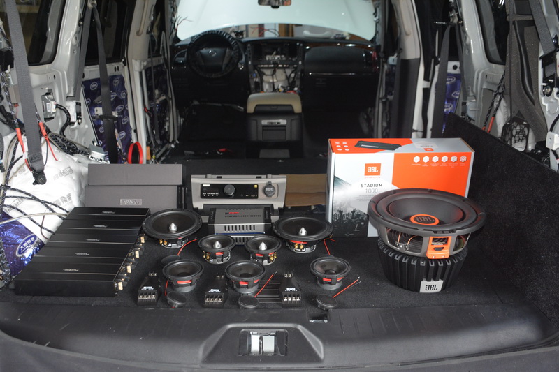 廣州日產(chǎn)途樂音響升級、