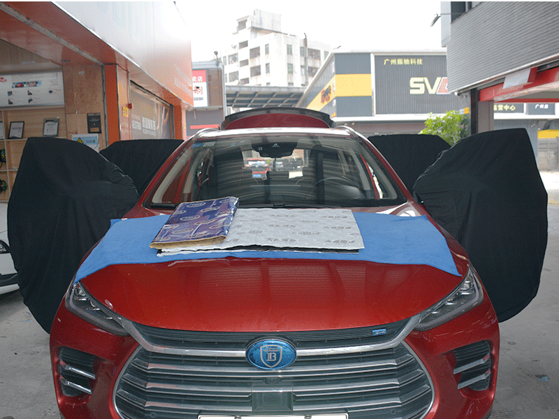 廣州比亞迪唐 四門隔