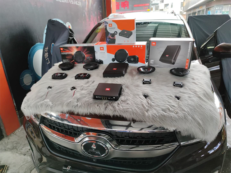 三菱旗智 音響改裝升級全套JBL喇叭