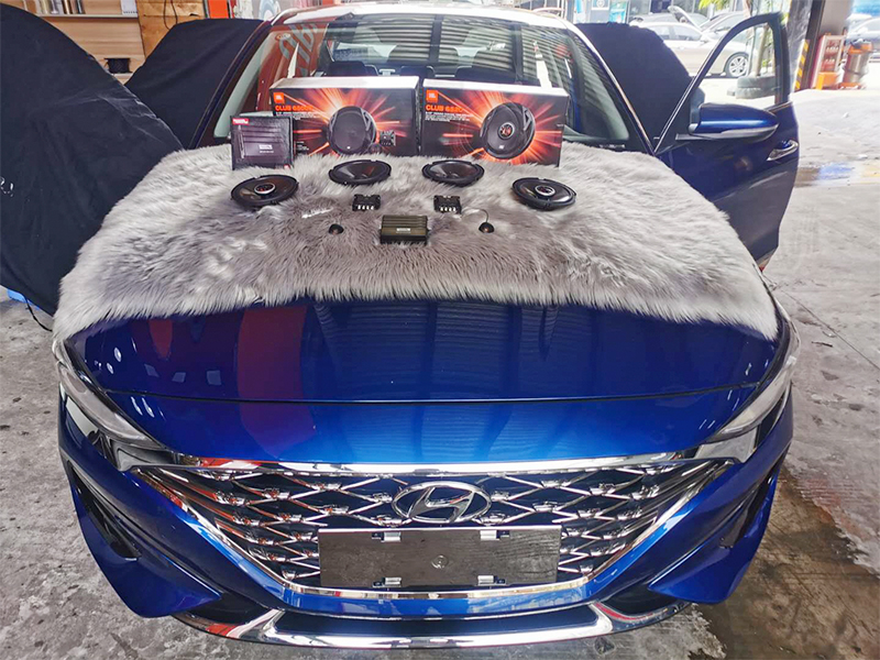 現(xiàn)代菲斯塔 汽車音響改裝