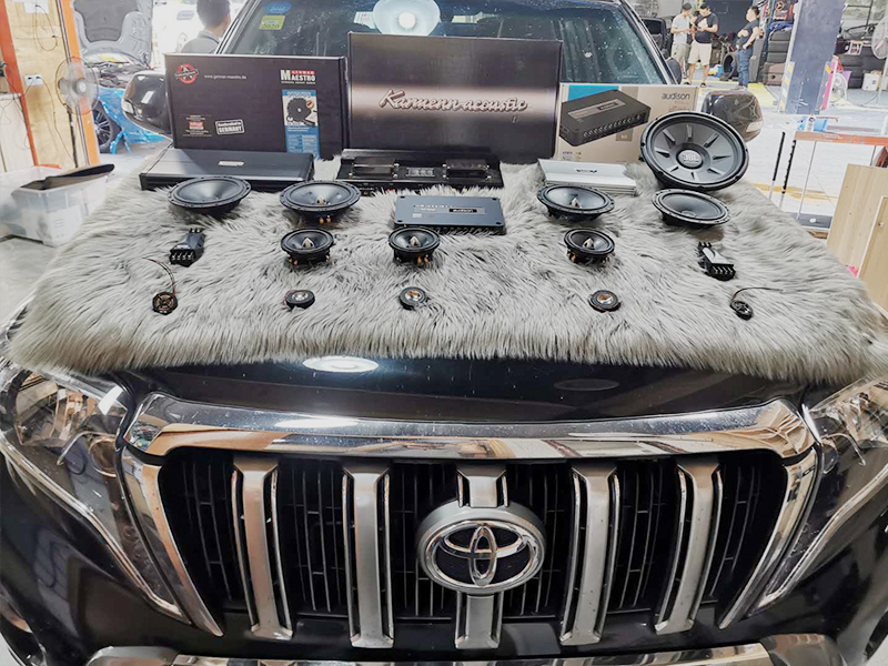 豐田普拉多升級原車音響，提升自己的駕駛體驗