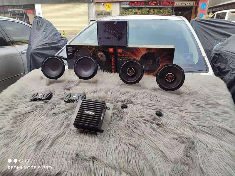 豐田卡羅拉升級JBL喇叭