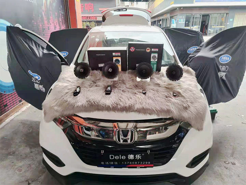 本田繽智升級(jí)原車(chē)音響，