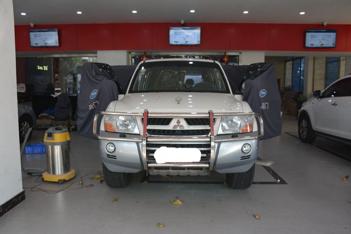 三菱帕杰羅換主機阿爾派X008  意大利3分頻QS265.